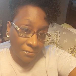 Meet your Posher, Fredricka